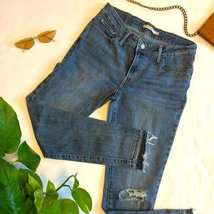 Levi’s 711 Skinny Jeans